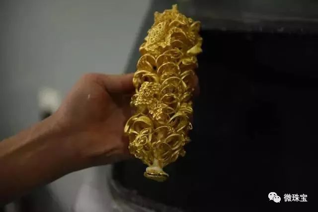 首飾手工黃金費錢多少_黃金首飾手工費一般多少錢_黃金首飾手工費多少錢