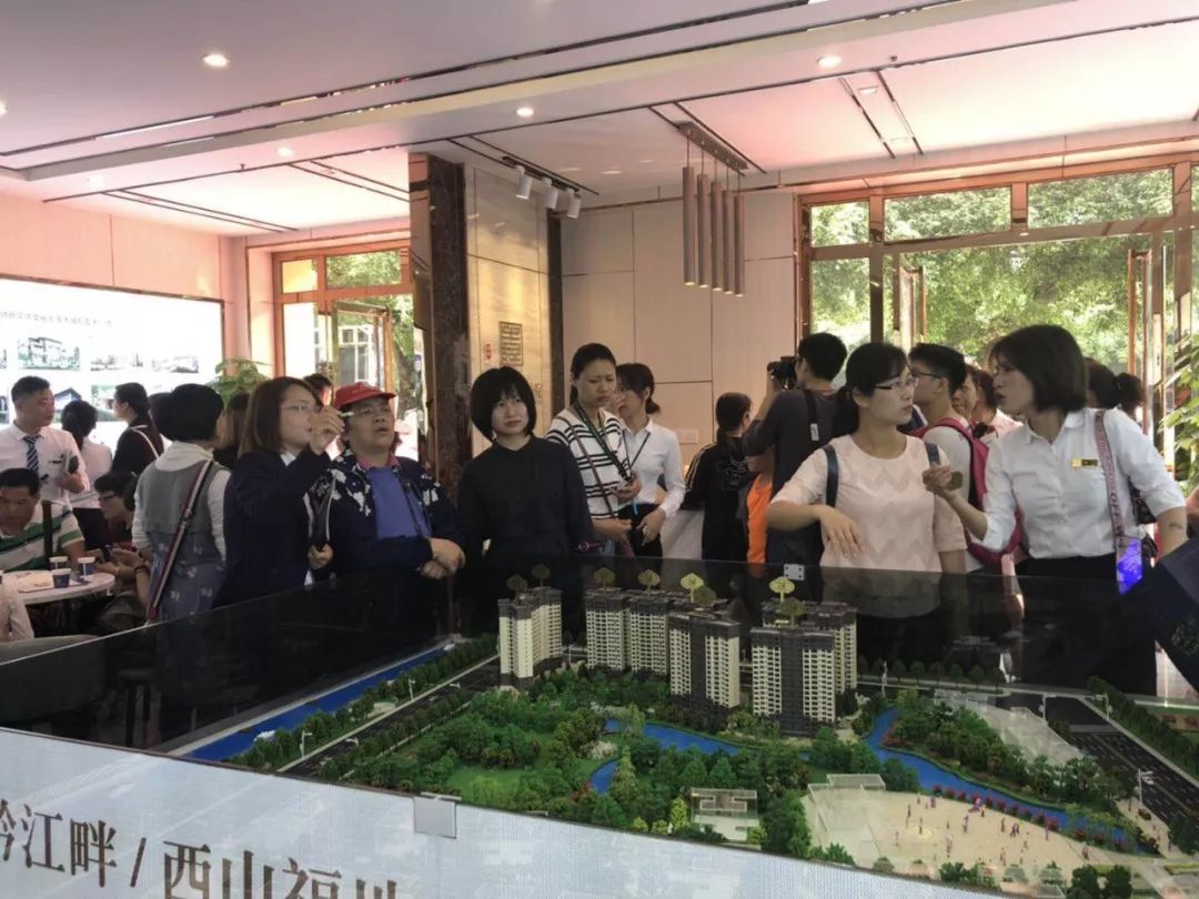 巴馬長壽村樓房多少錢一平米_廣西巴馬長壽村的房價_廣西巴馬長壽村房屋出售