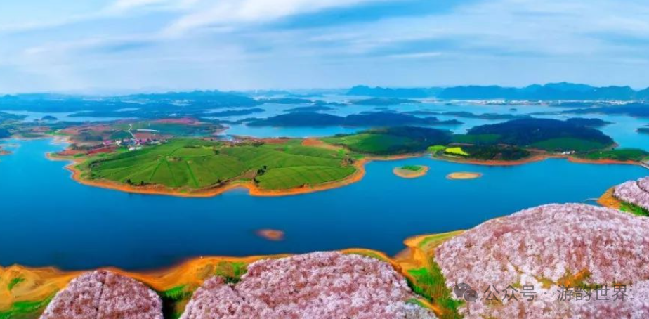 貴州紅楓湖什么時候景色最美_貴州紅楓湖旅游攻略_貴州紅楓湖是人工湖嗎