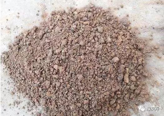 多肉植物土壤種類_多肉植物配土方案_多肉用土配比方法